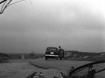 Screenshot 2 from Death of a Cyclist (Full Movie)