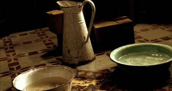 Screenshot 3 from Delicatessen (Full Movie)