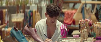Screenshot 3 from Disco, Ibiza, Locomia (Full Movie)