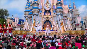 Screenshot 1 from Disney Parks Magical Christmas Day Parade (Full Movie)
