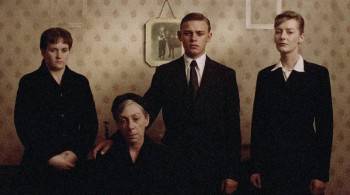 Screenshot 2 from Distant Voices, Still Lives (Full Movie)