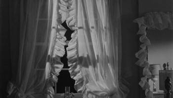 Screenshot 3 from Down Three Dark Streets (Full Movie)
