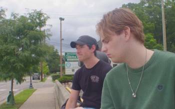 Screenshot 1 from DSLR (Full Movie)