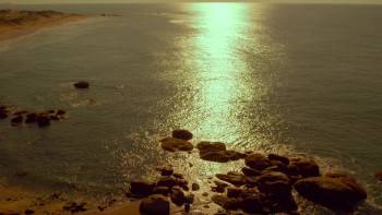 Screenshot 2 from Earth: One Amazing Day (Full Movie)