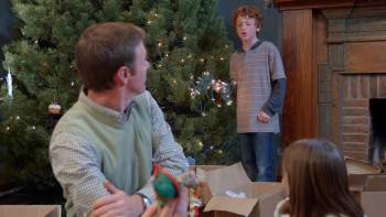 Screenshot 3 from Elf-Man (Full Movie)