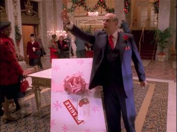 Screenshot 3 from Eloise at Christmastime (Full Movie)