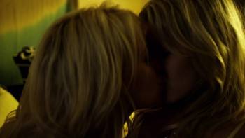 Screenshot 2 from Embrace of the Vampire (Full Movie)