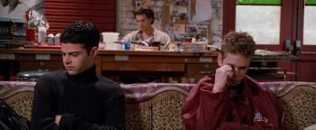 Screenshot 2 from Empire Records (Full Movie)