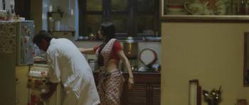 Screenshot 3 from English Vinglish (Full Movie)