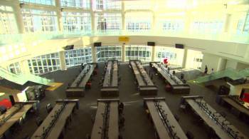 Screenshot 1 from Enron: The Smartest Guys in the Room (Full Movie)