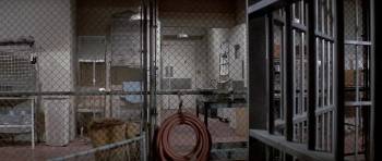 Screenshot 1 from Escape from the Planet of the Apes (Full Movie)