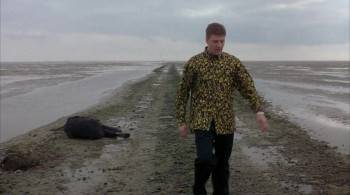 Screenshot 2 from Essex Boys (Full Movie)