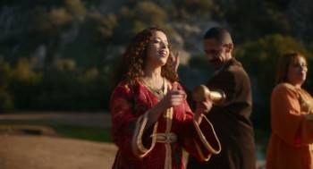 Screenshot 2 from Everybody Loves Touda (Full Movie)