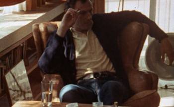 Screenshot 2 from F for Fake (Full Movie)