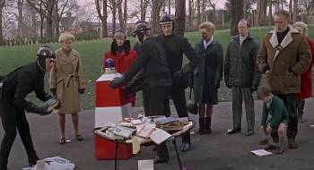 Screenshot 1 from Fahrenheit 451 (Full Movie)