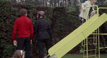 Screenshot 3 from Fahrenheit 451 (Full Movie)