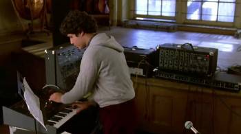 Screenshot 3 from Fame (Full Movie)