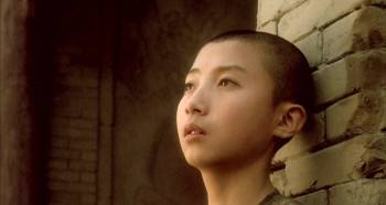Screenshot 1 from Farewell My Concubine (Full Movie)