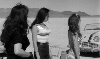 Screenshot 2 from Faster, Pussycat! Kill! Kill! (Full Movie)