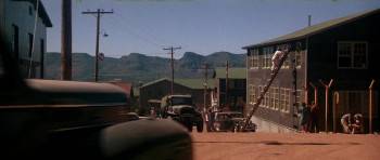 Screenshot 2 from Fat Man and Little Boy (Full Movie)