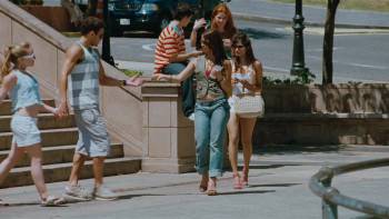 Screenshot 3 from Feel the Noise (Full Movie)