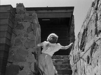 Screenshot 3 from Five (Full Movie)