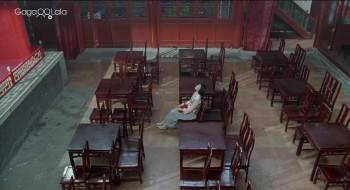 Screenshot 3 from Fleeing by Night (Full Movie)