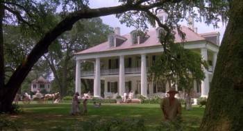 Screenshot 1 from Fletch Lives (Full Movie)
