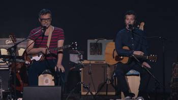Screenshot 1 from Flight of the Conchords: Live in London (Full Movie)