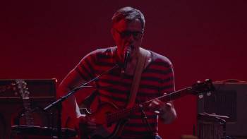 Screenshot 2 from Flight of the Conchords: Live in London (Full Movie)