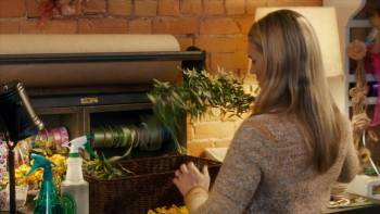 Screenshot 1 from Flower Shop Mystery: Snipped in the Bud (Full Movie)