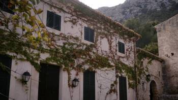 Screenshot 1 from Formentor, el mar de las palabras (Full Movie)