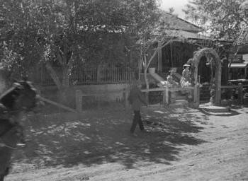 Screenshot 1 from Four Faces West (Full Movie)