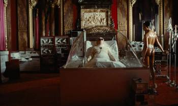 Screenshot 1 from France, Incorporated (Full Movie)