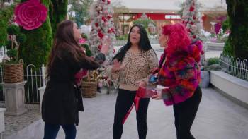 Screenshot 1 from Fuhgeddabout Christmas (Full Movie)