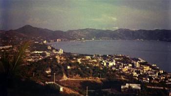 Screenshot 2 from Fun in Acapulco (Full Movie)