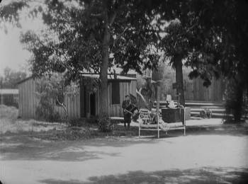 Screenshot 3 from Go West (Full Movie)