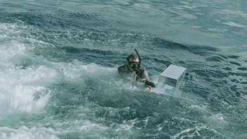 Screenshot 1 from Great White Open Ocean (Full Movie)