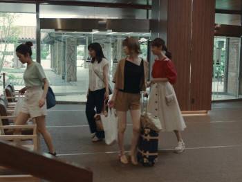Screenshot 1 from Grown-ups (Full Movie)