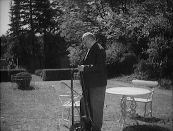 Screenshot 3 from Hanna in Society (Full Movie)