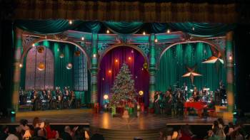 Screenshot 1 from Hannah Waddingham: Home for Christmas (Full Movie)