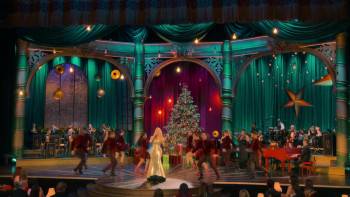 Screenshot 3 from Hannah Waddingham: Home for Christmas (Full Movie)