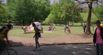 Screenshot 2 from Harold and the Purple Crayon (Full Movie)