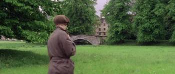 Screenshot 1 from Head in the Clouds (Full Movie)
