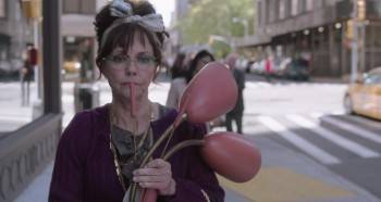 Screenshot 3 from Hello, My Name Is Doris (Full Movie)