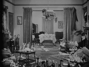 Screenshot 3 from Helpmates (Full Movie)