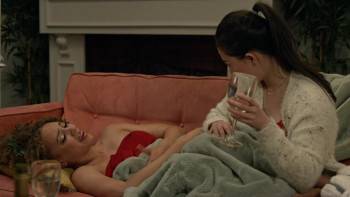Screenshot 2 from Holiday for Hire (Full Movie)