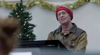 Screenshot 2 from Holiday Joy (Full Movie)