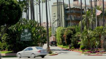 Screenshot 1 from Hollywood Dirt (Full Movie)