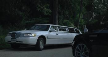 Screenshot 2 from Holy Motors (Full Movie)